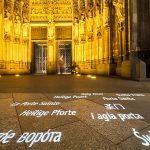 Heilige Pforte, Projektion von Gobos am Kölner Dom